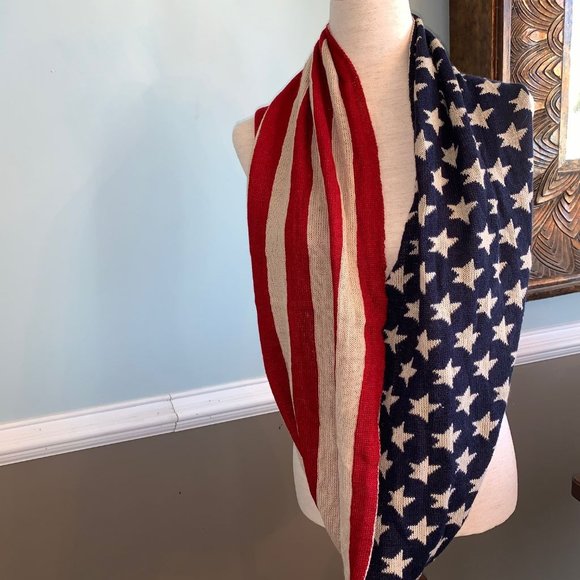 Patriotic Infinity Scarf Acrylic Red White Tan - Picture 3 of 7